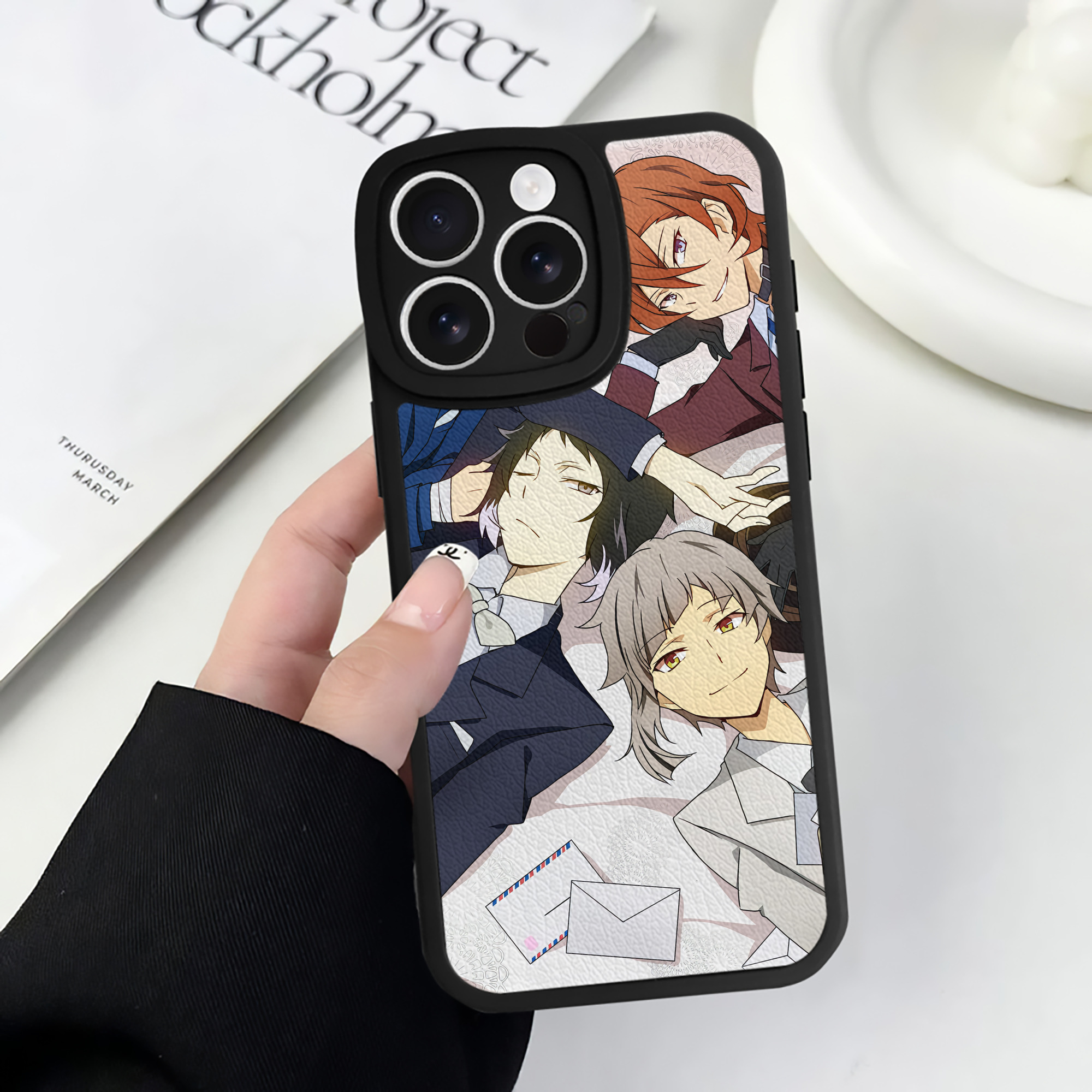 （画像用） 文豪ストレイドッグス Bungo Stray Dogs 【iPhone 16シリーズ対応】シリコンスマホケース（レザー調） 材質：シリコン